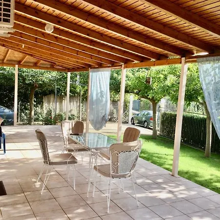 Апартаменты Ioanna's Katakolo Seaside Family House Near Olympia Kallithea (Elis)