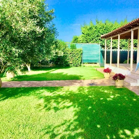 Ioanna's Katakolo Seaside Family House Near Olympia Апартаменты