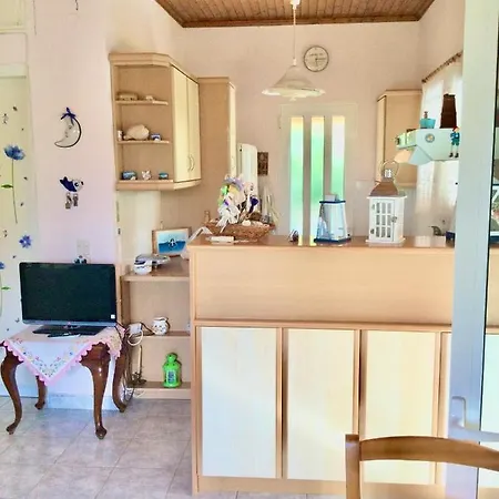 Ioanna's Katakolo Seaside Family House Near Olympia *