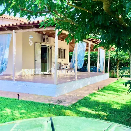 Апартаменты Ioanna's Katakolo Seaside Family House Near Olympia Kallithea (Elis)